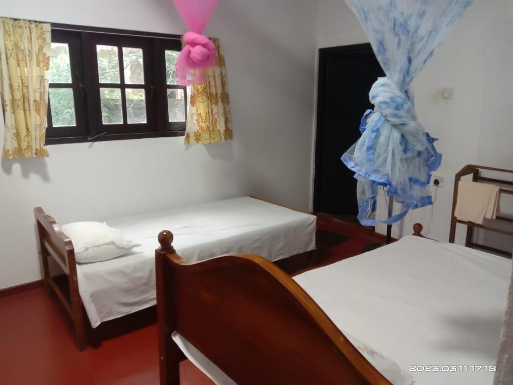 Unawatuna White Villa Eksteriør billede