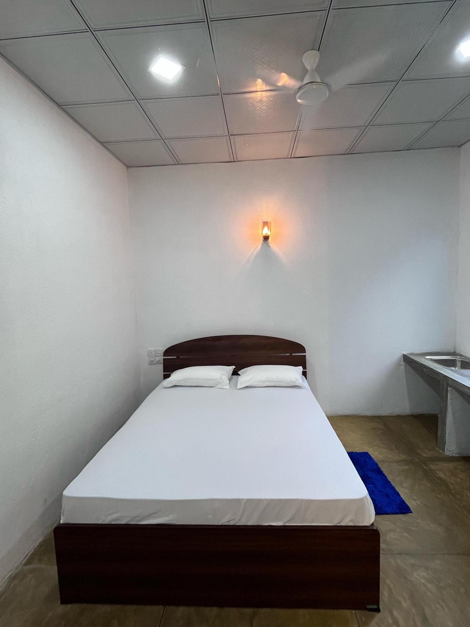 Unawatuna White Villa Eksteriør billede